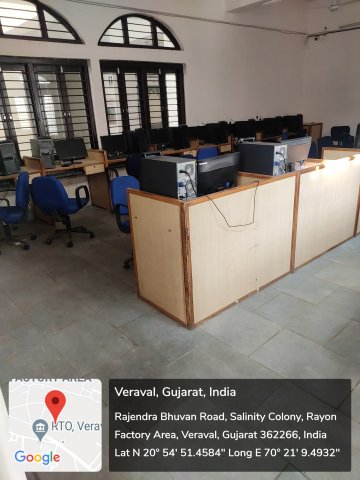 Computer Lab Photo 2